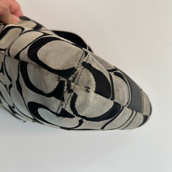 Vintage Y2K Coach Black and Gray Monogram Shoulder Bag - Picture 6 of 8